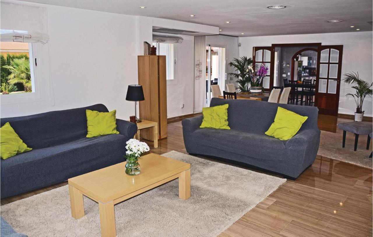 Beautiful In Lluchmajor With Kitchen Hébergement de vacances *